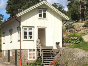 Three-Bedroom Holiday home in Kungshamn 1 Hovenäset
